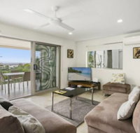 Stunning Apartment With Views of Laguna Bay Unit 2 Taralla 16 Edgar Bennett Ave - Darwin Tourism