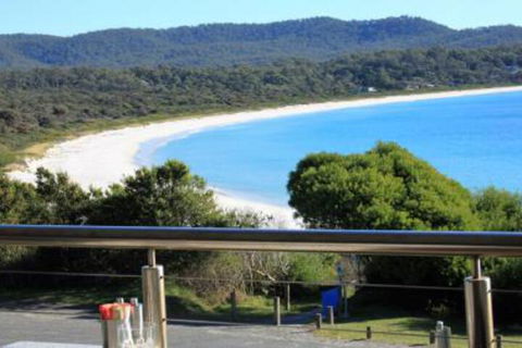 BAY Of FIRES BEACH SHACK Ocean Views From A Modern Beachhouse - Darwin Tourism 6