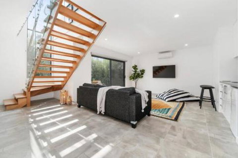 Capel Sound Beachside Luxury - Darwin Tourism 0