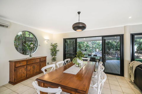Home Away From Home, 38 Redwood Avenue, Marcus Beach, Noosa Area - Darwin Tourism 2