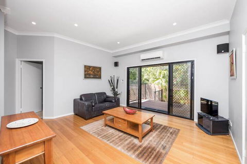 40 Jacana Street, Peregian Beach - Darwin Tourism 4