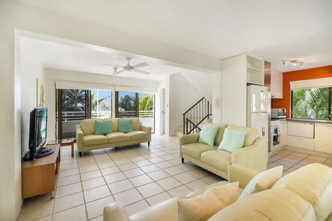 Breffney - 4/4 Avocet Parade - Darwin Tourism 4