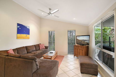 Beach Affair - 10 Callitris Crescent - Darwin Tourism 3