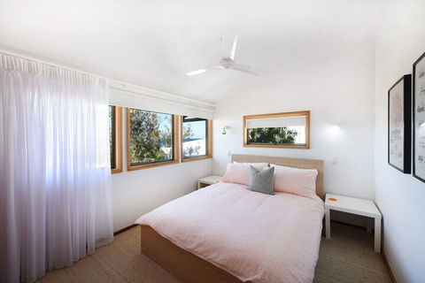 Sun Ray - 9 Pelican Street, Peregian Beach, Noosa Shire - Darwin Tourism 6