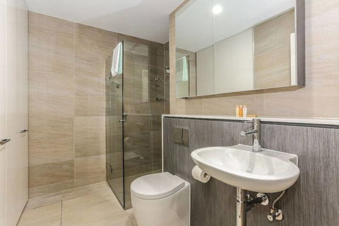 New Bright Apartment In Waterloo Near Park - Darwin Tourism 6