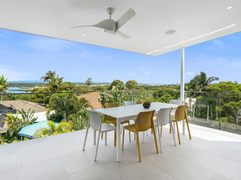 Magnificent Views On Arkana Noosa Heads - Darwin Tourism 5