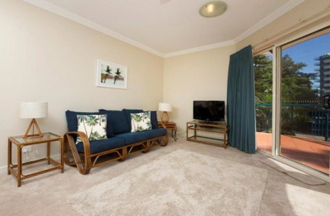 Whitesands Unit 103 38 North Street - Darwin Tourism 3
