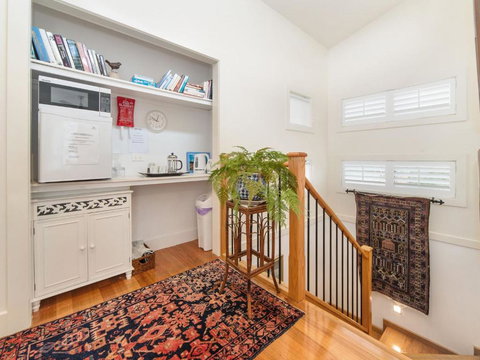 Gulls Way - Darwin Tourism 3