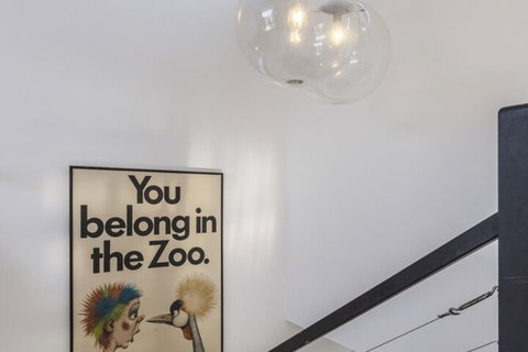 Fabulous Fitzroy Converted Warehouse - Darwin Tourism 6