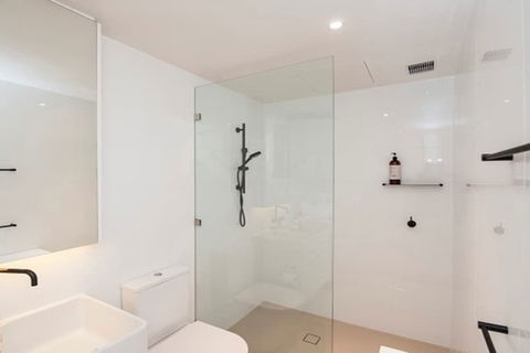 Luxury Studio With Parking In Woolloomooloo WMLOO - Darwin Tourism 2