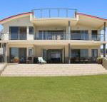 Lennox on the Beach Unit 2 Lennox Head - Darwin Tourism
