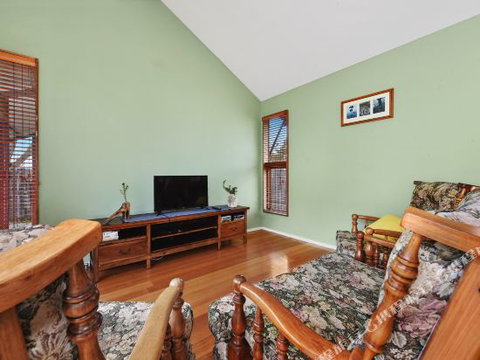 Family Friendly Weatherboard Cottage - Darwin Tourism 6