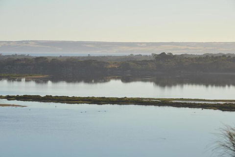 Of Stone & Wood Guesthouse Secluded Getaway! - Darwin Tourism 6