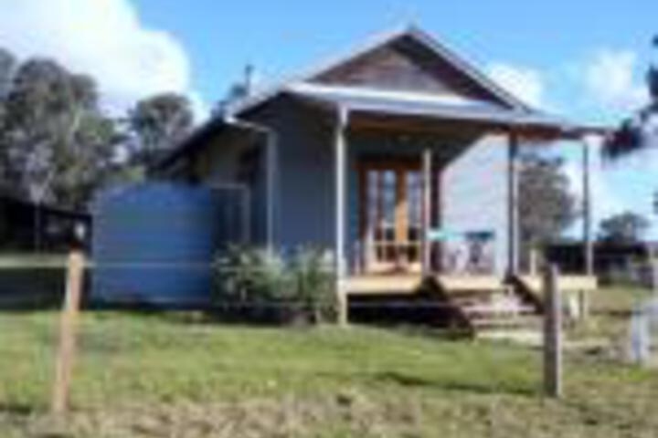 Acacia Creek ACT Darwin Tourism