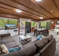 Boats And Bedzzz Houseboat Stays  Renmark River Villas - Darwin Tourism