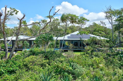 The Bungalows - Darwin Tourism 0