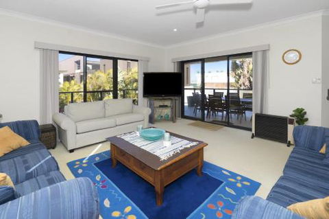 Al Mare No 2 42a - Darwin Tourism 5