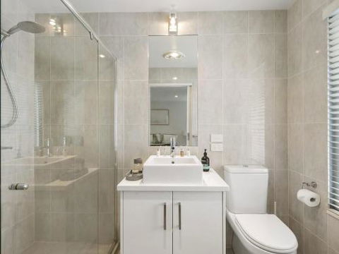 LOUTTIT BAY APARTMENT 2 Main Street With Wifi & Views - Darwin Tourism 2