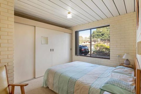 Apollo Unit 27 - Darwin Tourism 6