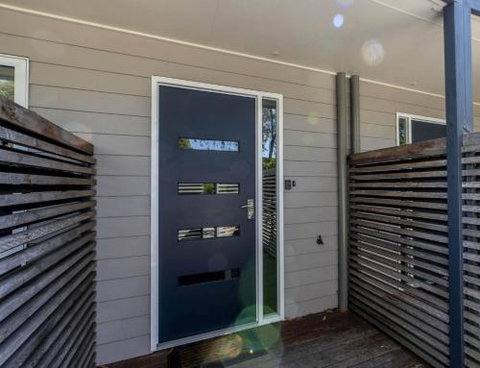 COASTAL SOUL VILLA At BROADBEACH - Darwin Tourism 0