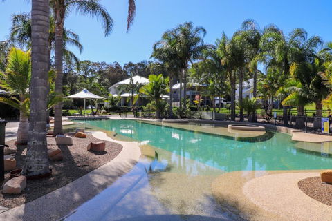 Bluewater Executive Villa In Raffertys Resort - Darwin Tourism 1