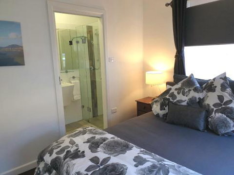 NEW Winston Cottage Leura Views & Location - Darwin Tourism 4