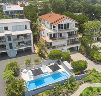 Stylish Apartment With Stunning Views Unit 7 Taralla 16 18 Edgar Bennett Avenue Noosa Heads - Darwin Tourism