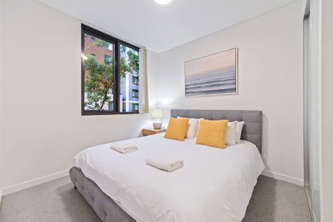 HomeHotel Stylish Apt Next To Train & Westfield - Darwin Tourism 2