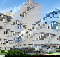 Modern Apartment with Sydneys Finest Views CP308 - Darwin Tourism