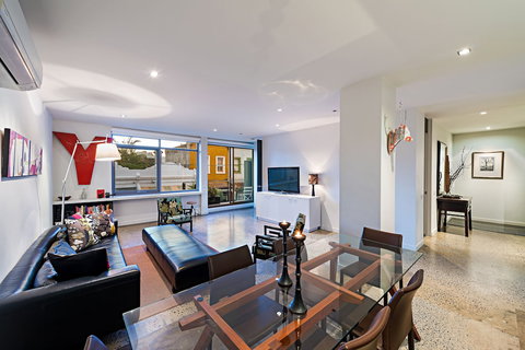 Soho52 - Darwin Tourism 0