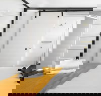 Beach Cottage in Bondi - Darwin Tourism