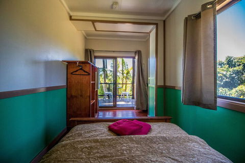 Jackaroo Treehouse Mission Beach - Darwin Tourism 6