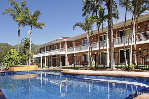 Aston Motel Yamba - Darwin Tourism 1