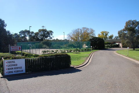 Golfview Motor Inn - Darwin Tourism 3