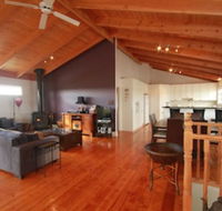 Pelican Sands Bed  Breakfast - Darwin Tourism