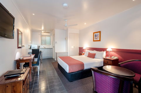 Central Studio Accommodation - Darwin Tourism 1