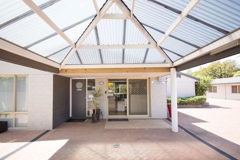 Archipelago Apartments - Darwin Tourism 5