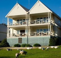 Lakeside Suites 1 - Darwin Tourism