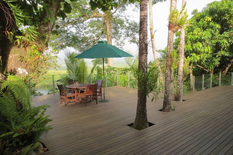 Daintree Village B & B - Darwin Tourism 1
