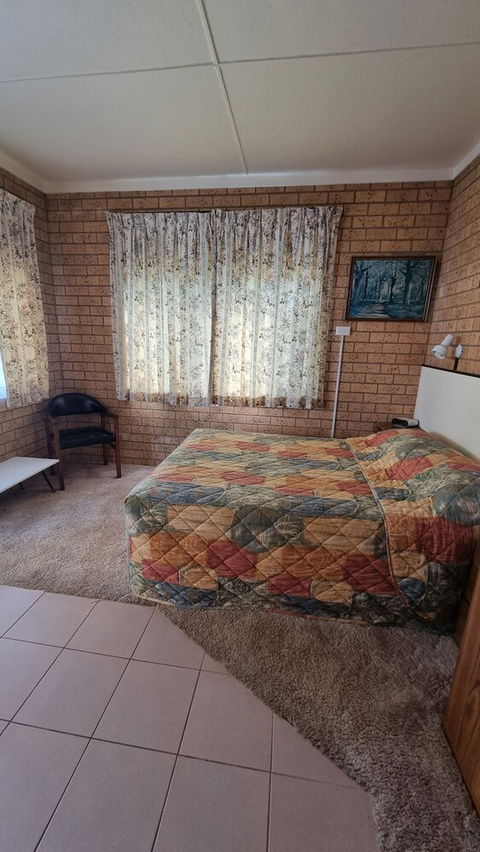Lone Pine Motel - Corowa - Darwin Tourism 6