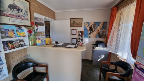 Lone Pine Motel - Corowa - Darwin Tourism 3