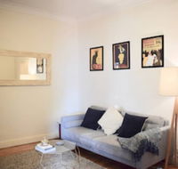 2 Bedroom Apartment in the Heart of Surry Hills - Darwin Tourism