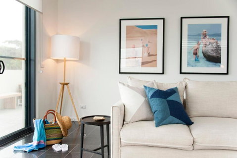 Mollymook Beachfront Penthouse 9 - Darwin Tourism 6