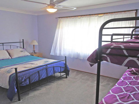 Catalina 7 Catalina Close Air Conditioned Large Home With Boat Parking - Darwin Tourism 3