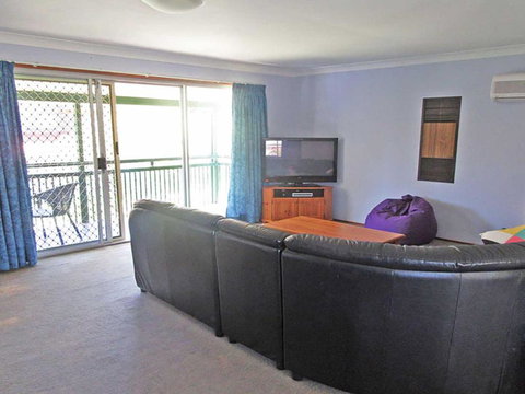 Catalina 7 Catalina Close Air Conditioned Large Home With Boat Parking - Darwin Tourism 1