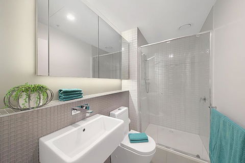 A Bright & Modern CBD Apt Next To Southern Cross - Darwin Tourism 4
