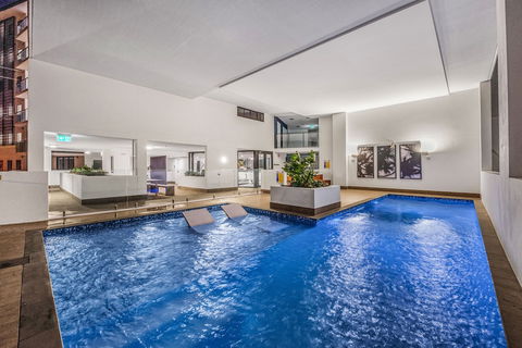 Arise Hedge - Darwin Tourism 3