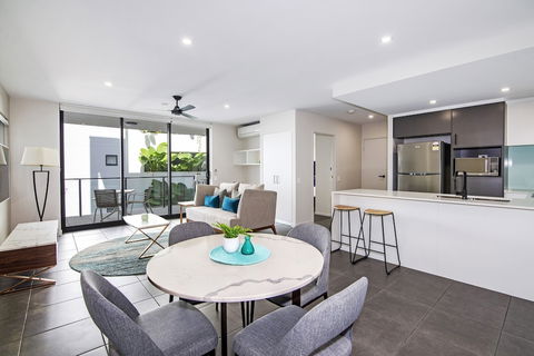 Arise Hedge - Darwin Tourism 4