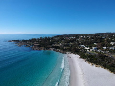 SEA EAGLE COTTAGE Amazing Views Of Bay Of Fires - Darwin Tourism 5