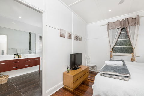 A PERFECT STAY - Aaloka Bay - Darwin Tourism 6
